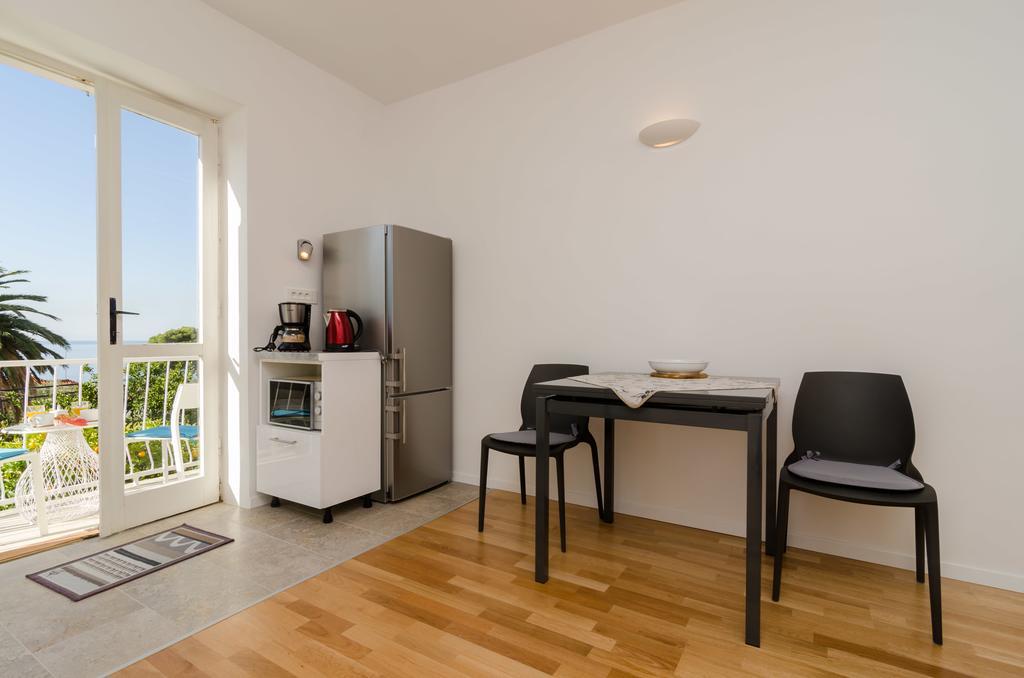 Apartment & Room Cvita Дубровник Екстериор снимка