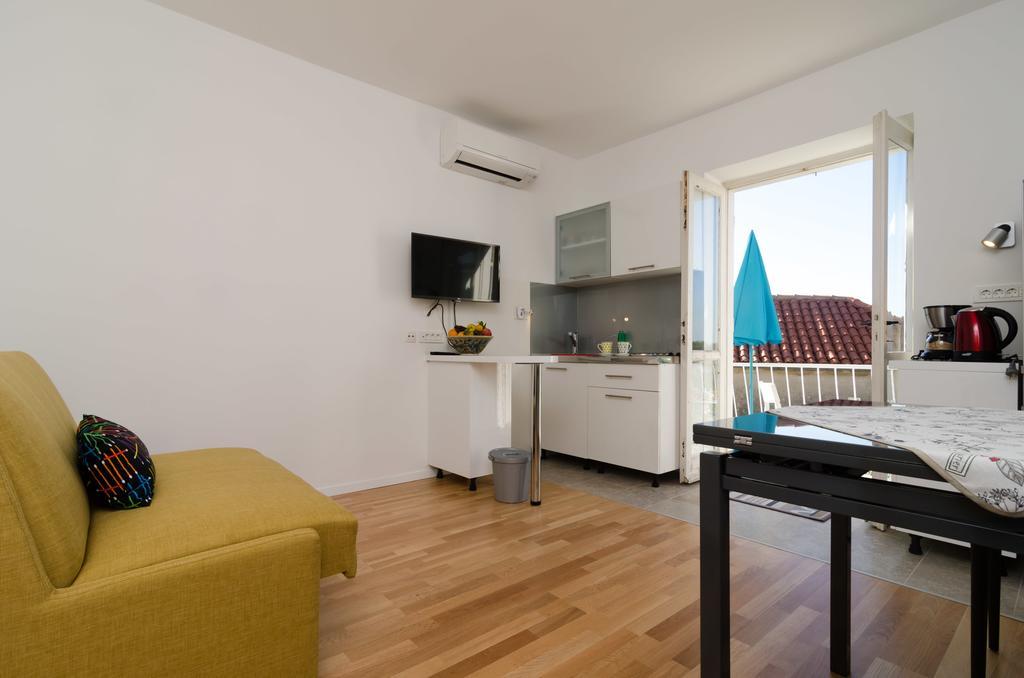Apartment & Room Cvita Дубровник Екстериор снимка