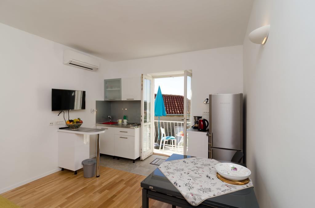 Apartment & Room Cvita Дубровник Екстериор снимка